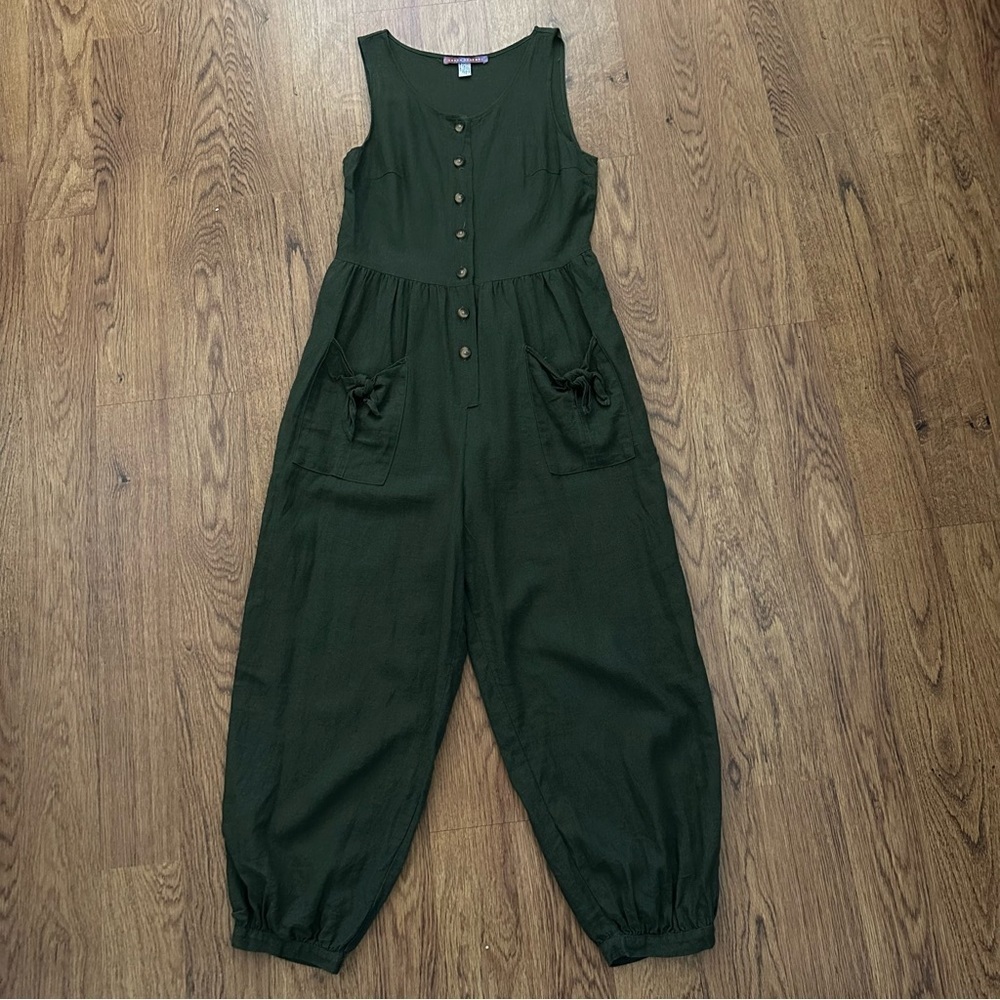 Urban Outfitters Renewal Green Linen Sleeveless Jumpsuit Size XS Front buttons